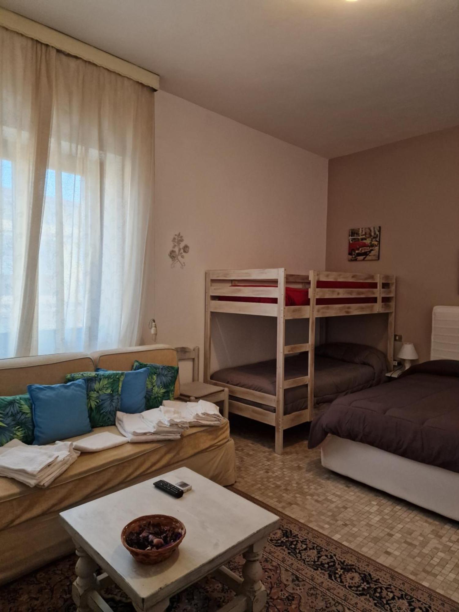 Camere Le Margherite Olbia Eksteriør bilde