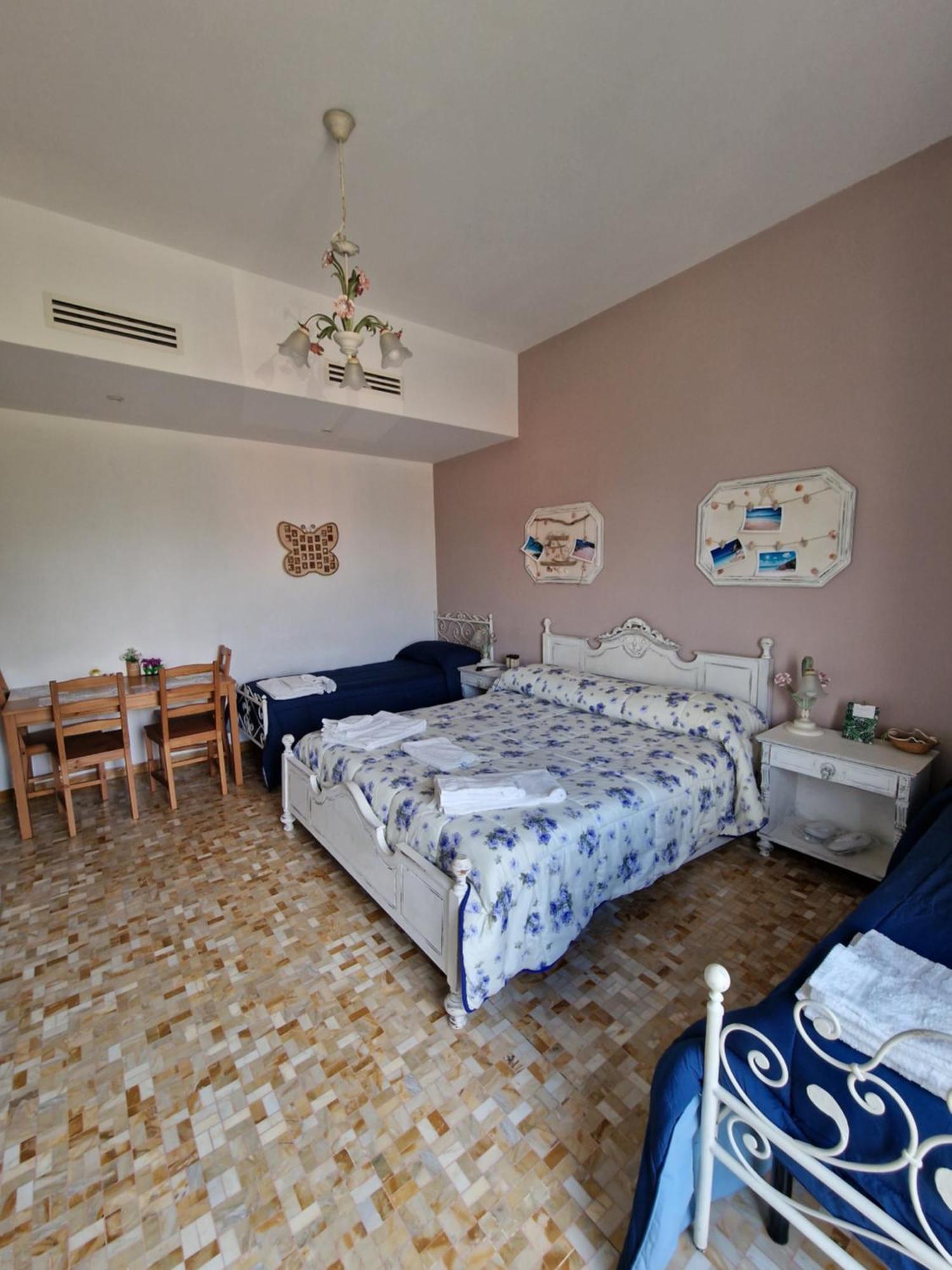 Camere Le Margherite Olbia Eksteriør bilde